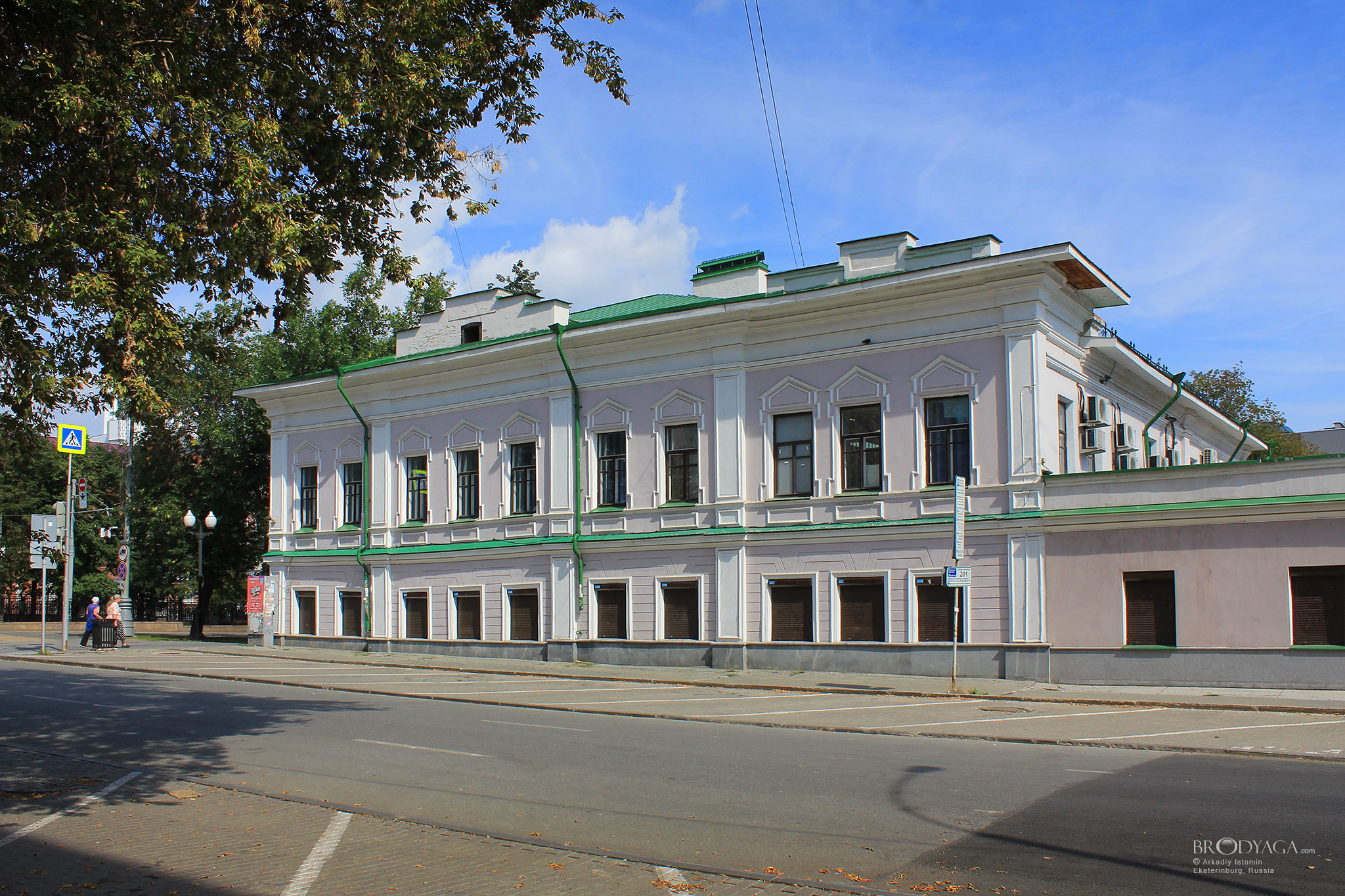 Усадьба купца А.С. Шарова, Ленина 16, Екатеринбург (Estate of the merchant A.S. Sharov, Lenin st. 16, Ekaterinburg)
